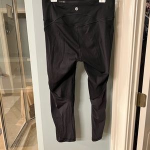 Lululemon leggings with fun see through lines